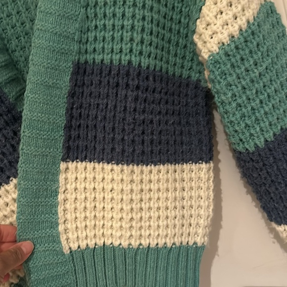 Oversized Cardigan from Uncharted Threads - Picture 3 of 4